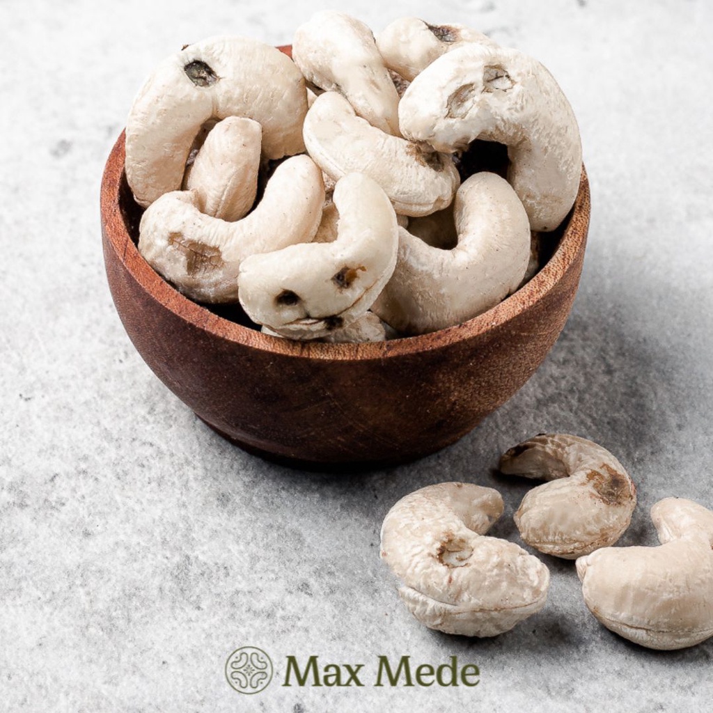 EKONOMIS! Kacang Mede Mentah Utuh Grade SK1 Scorched Kernel  - 1 KG (Raw Cashew Nuts)-1